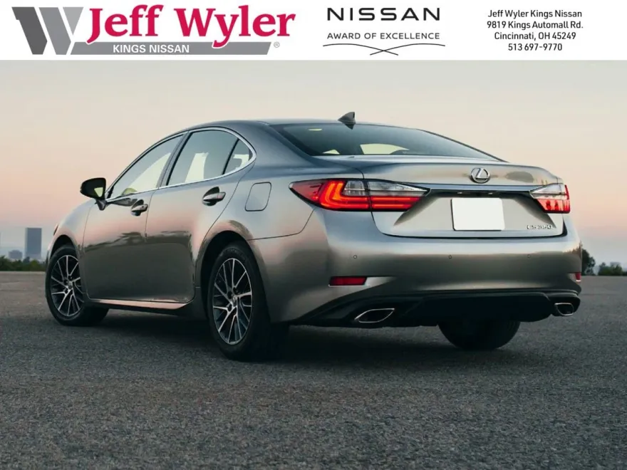 2016 Lexus ES 350 photo 1