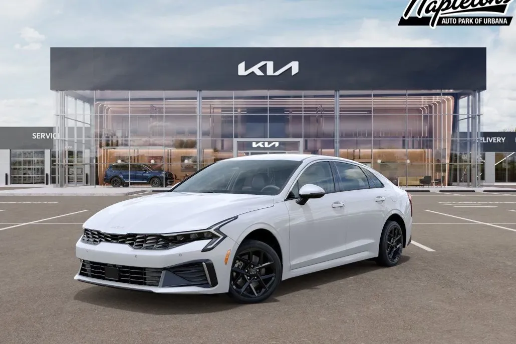 2025 Kia K5 LXS photo 1
