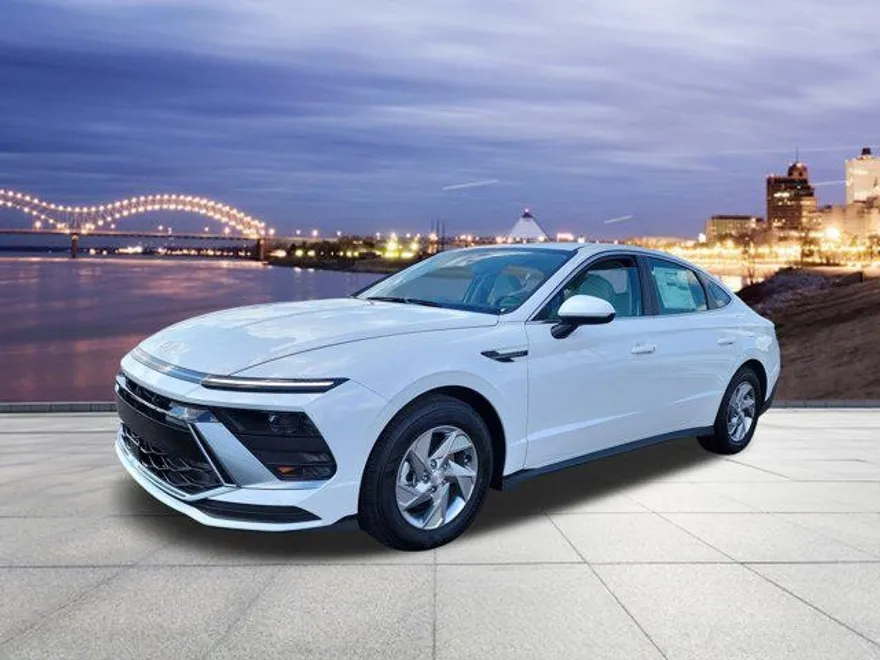 2025 Hyundai Sonata SE photo 1