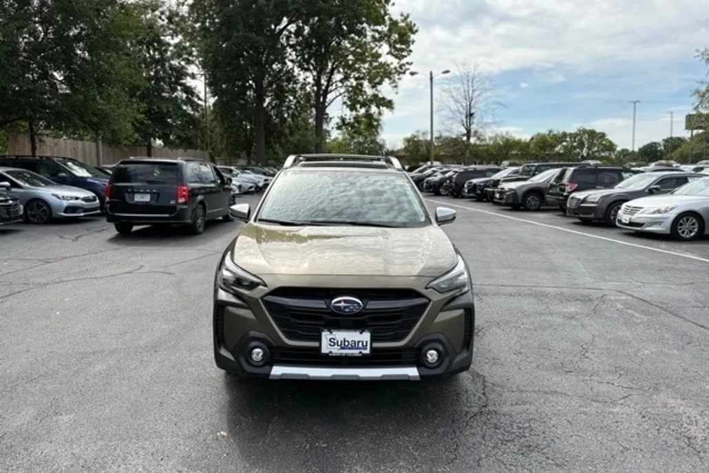 2024 Subaru Outback Touring XT photo 1