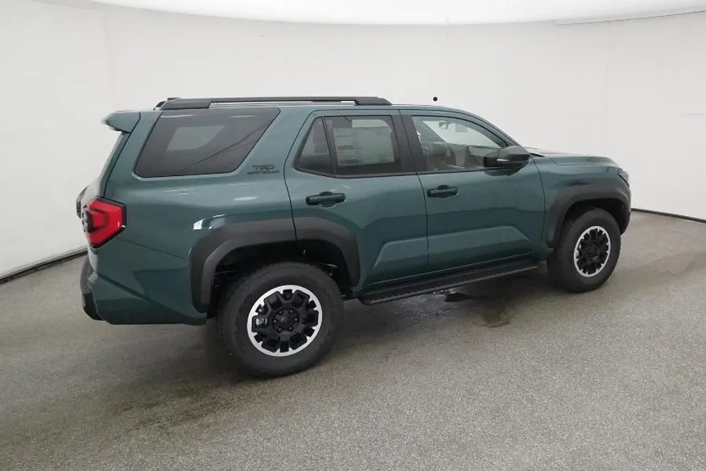 2025 Toyota 4Runner TRD Off-Road Premium photo 1