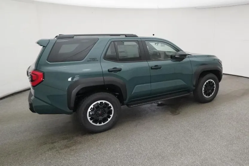 2025 Toyota 4Runner TRD Off-Road Premium photo 1