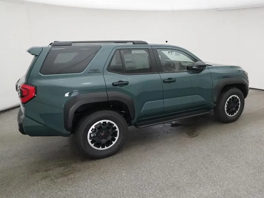 2025 Toyota 4Runner TRD Off-Road Premium photo 1
