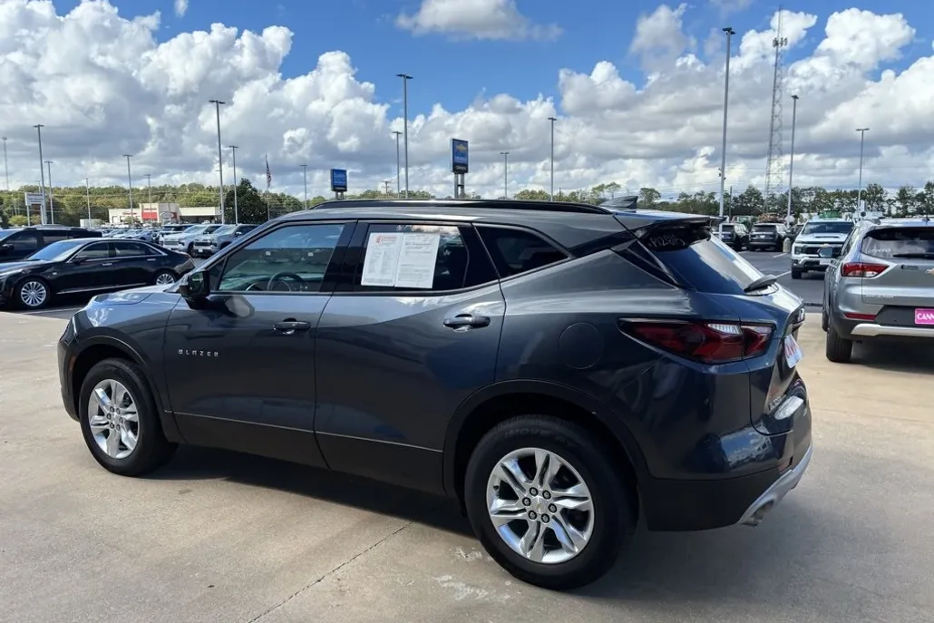 2022 Chevrolet Blazer 2LT photo 1