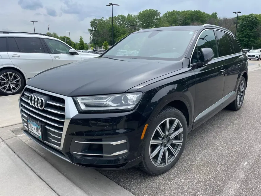 2019 Audi Q7 55 Premium photo 1
