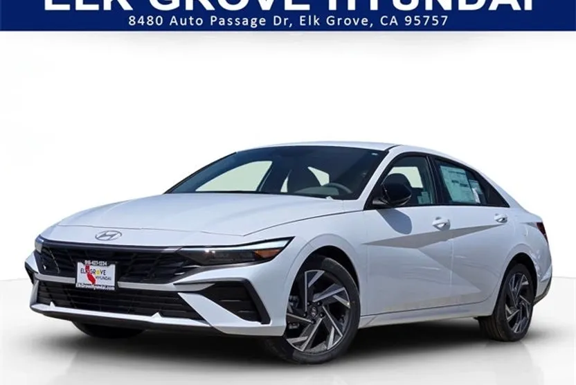 2025 Hyundai Elantra SEL Sport photo 1