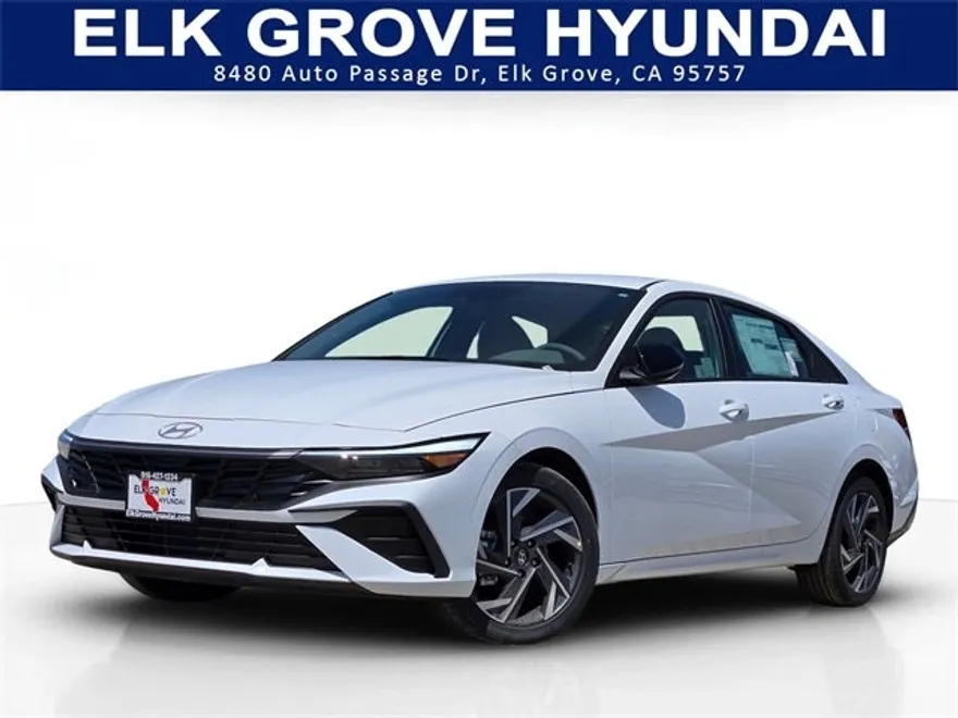 2025 Hyundai Elantra SEL Sport photo 1