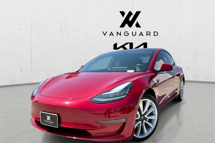 2019 Tesla Model 3 Long Range photo 1