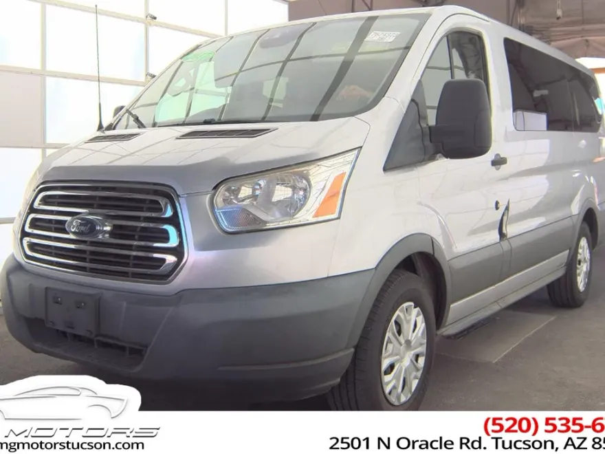 2017 Ford Transit XLT photo 1