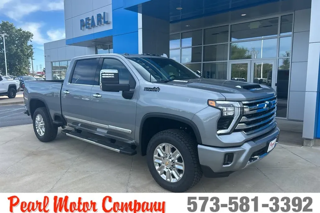 2025 Chevrolet Silverado 2500HD High Country photo 1