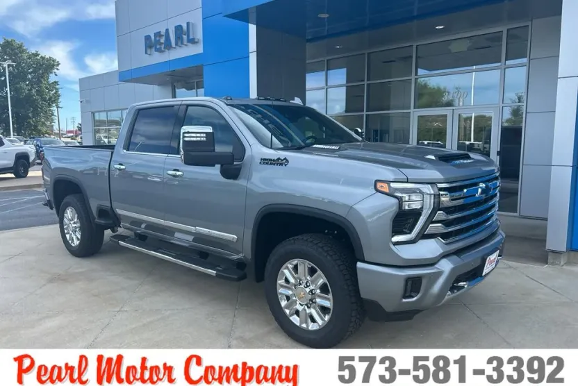 2025 Chevrolet Silverado 2500HD High Country photo 1