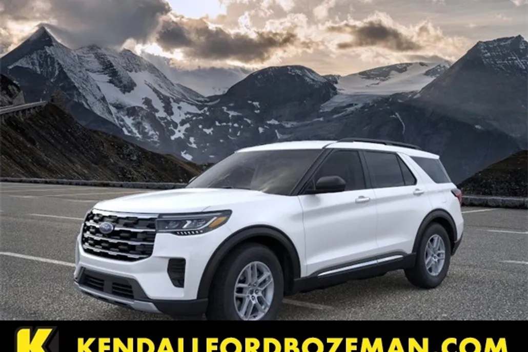 2025 Ford Explorer photo 1