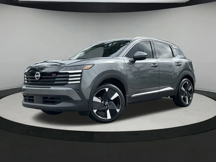 2025 Nissan Kicks SR photo 1