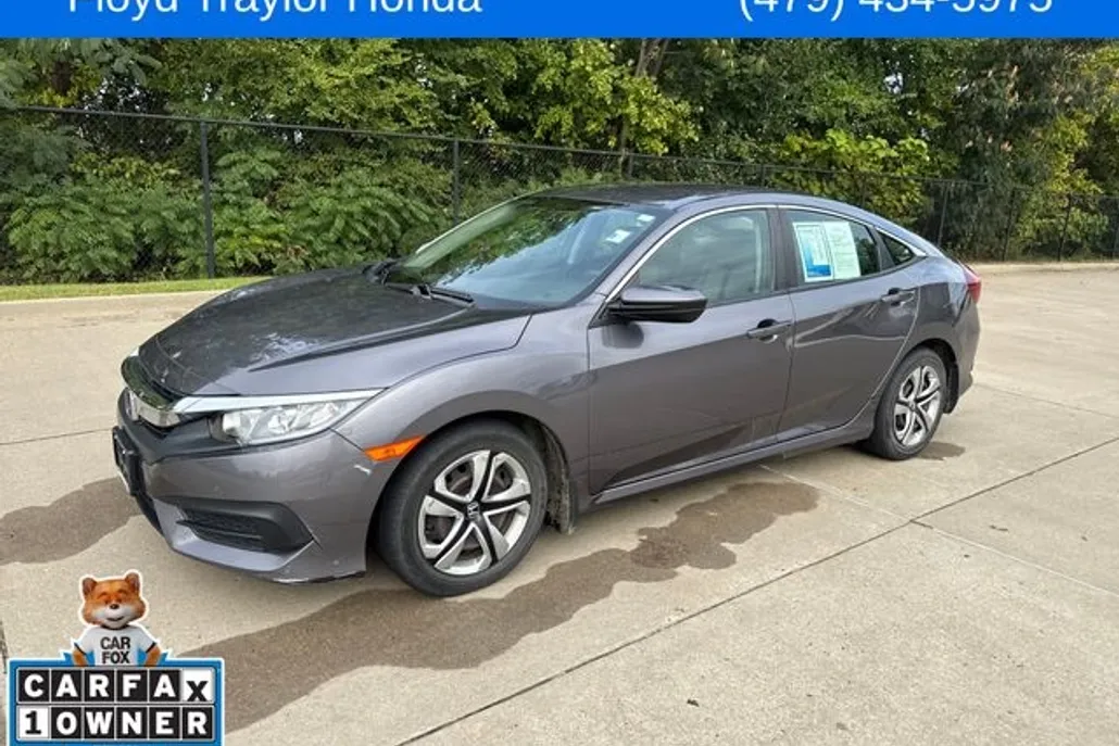 2017 Honda Civic LX photo 1