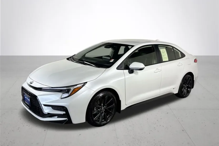2023 Toyota Corolla Hybrid SE photo 1