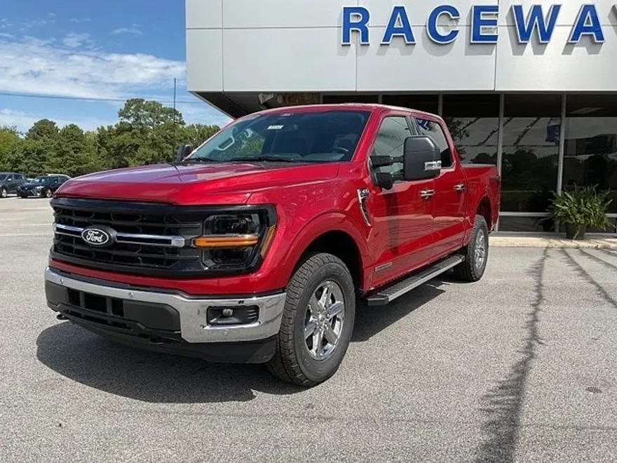 2024 Ford F-150 XLT photo 1