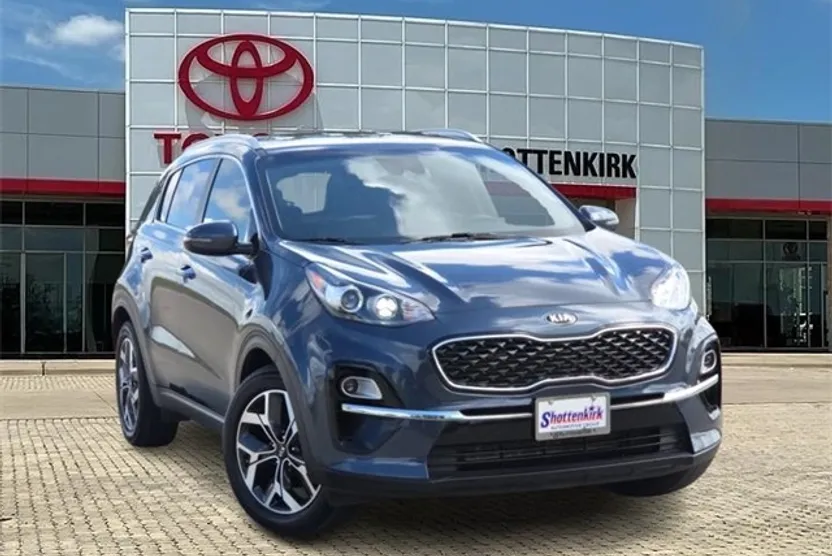 2021 Kia Sportage EX photo 1