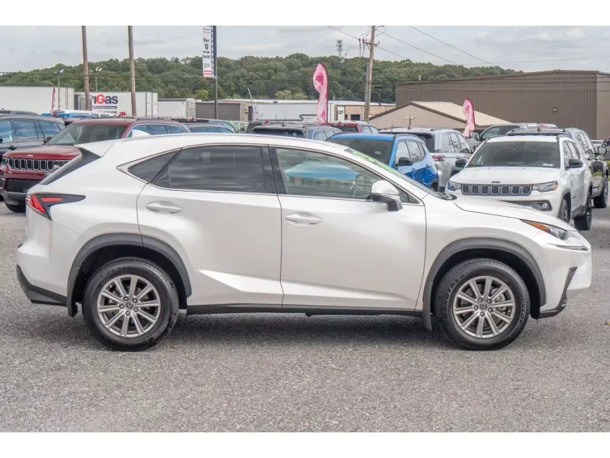 2021 Lexus NX 300 photo 1