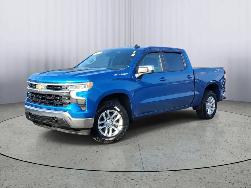 2023 Chevrolet Silverado 1500 LT photo 1