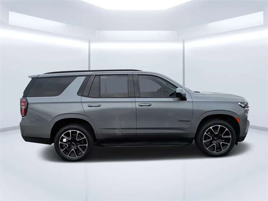2021 Chevrolet Tahoe RST photo 1