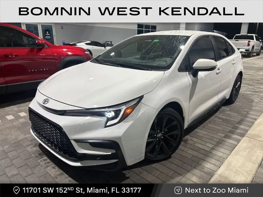 2024 Toyota Corolla SE photo 1