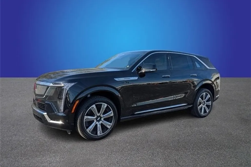 2025 Cadillac Escalade IQ Luxury photo 1