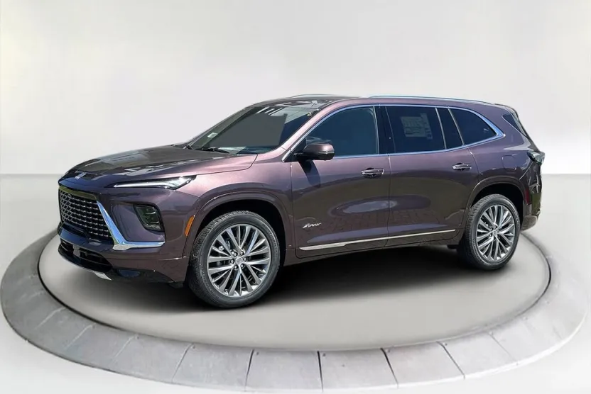 2026 Buick Enclave Avenir photo 1