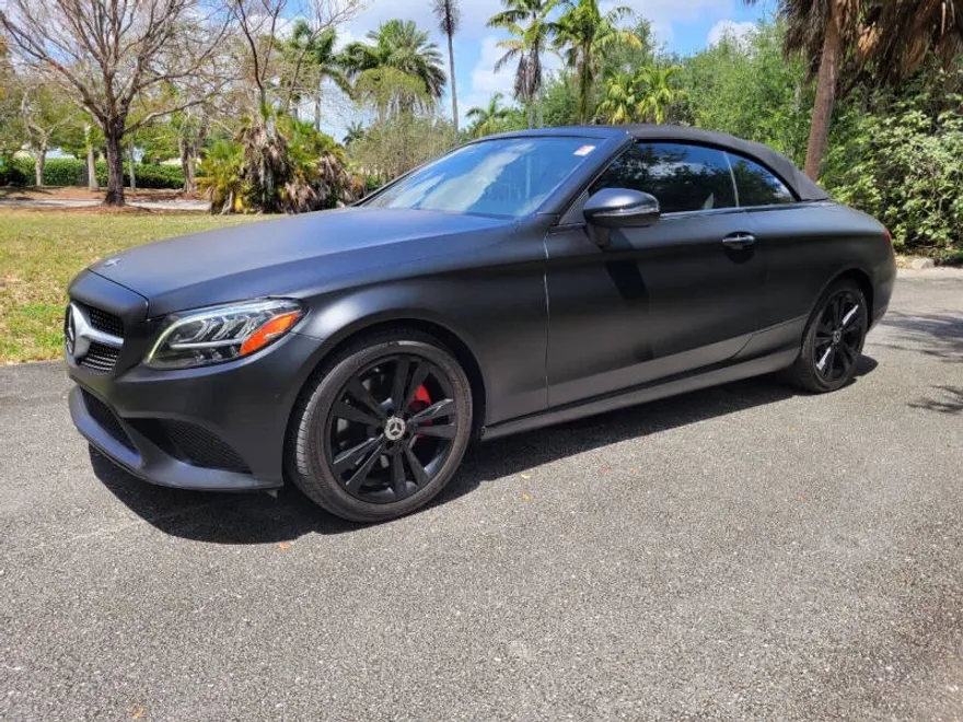 2019 Mercedes Benz C 300 photo 1