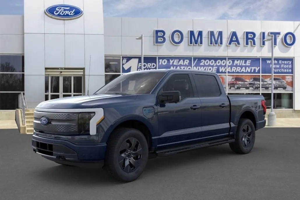 2025 Ford F-150 Lightning photo 1