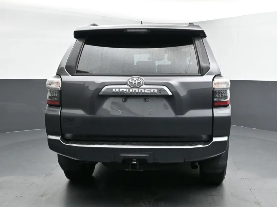 2020 Toyota 4Runner SR5 Premium photo 1