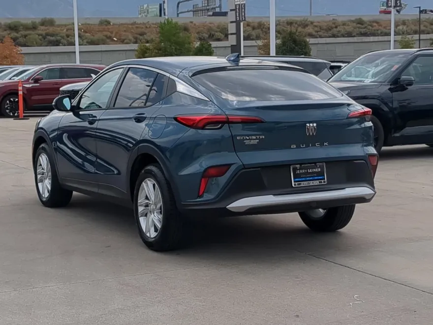 2024 Buick Envista Preferred photo 1