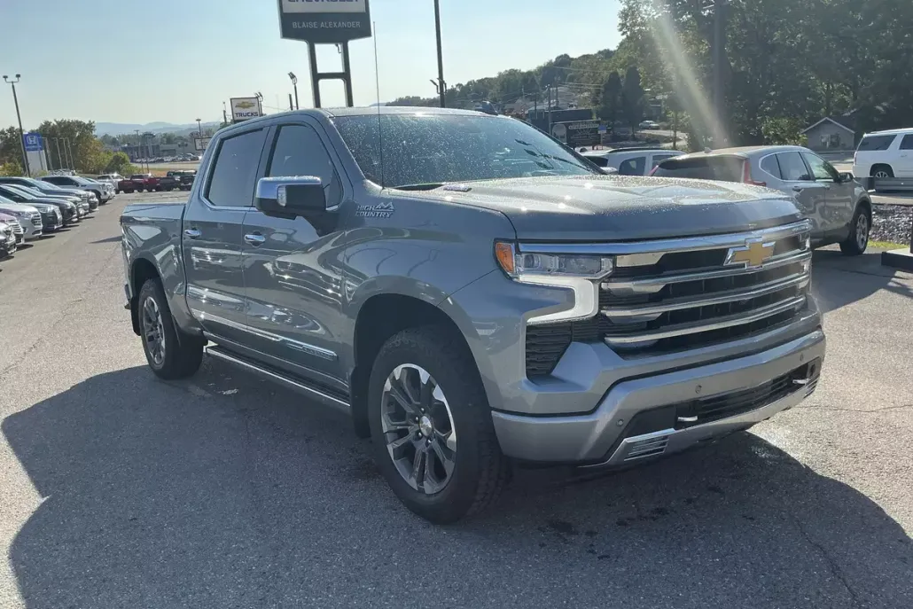 2025 Chevrolet Silverado 1500 High Country photo 1