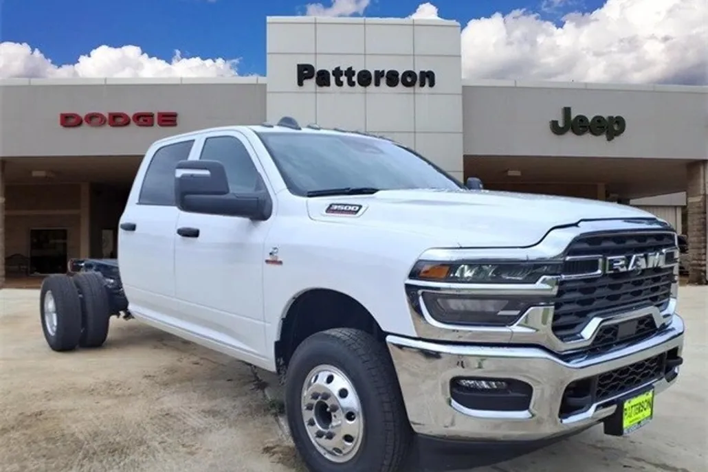2026 Ram 3500 Tradesman photo 1
