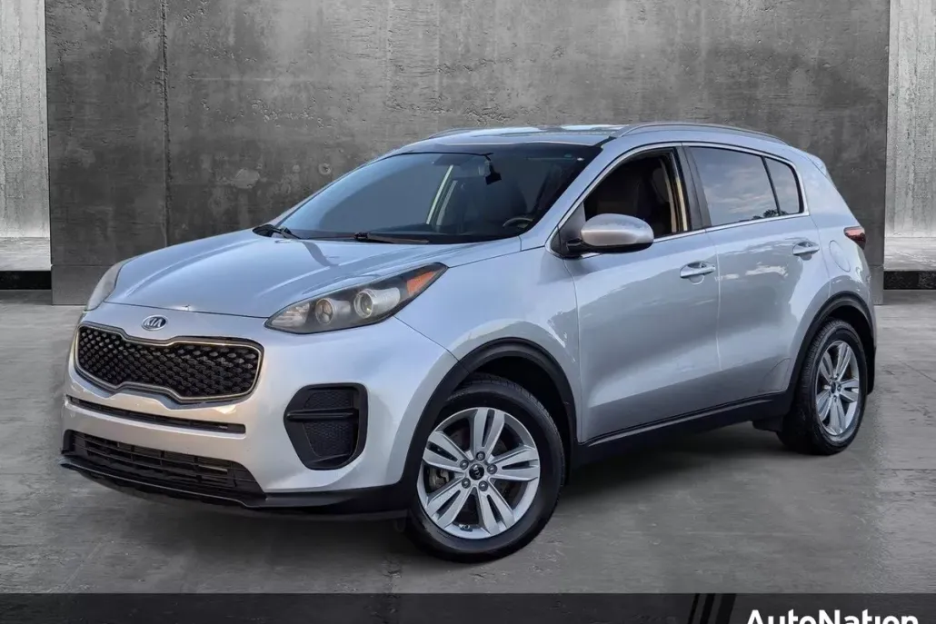 2017 Kia Sportage LX photo 1
