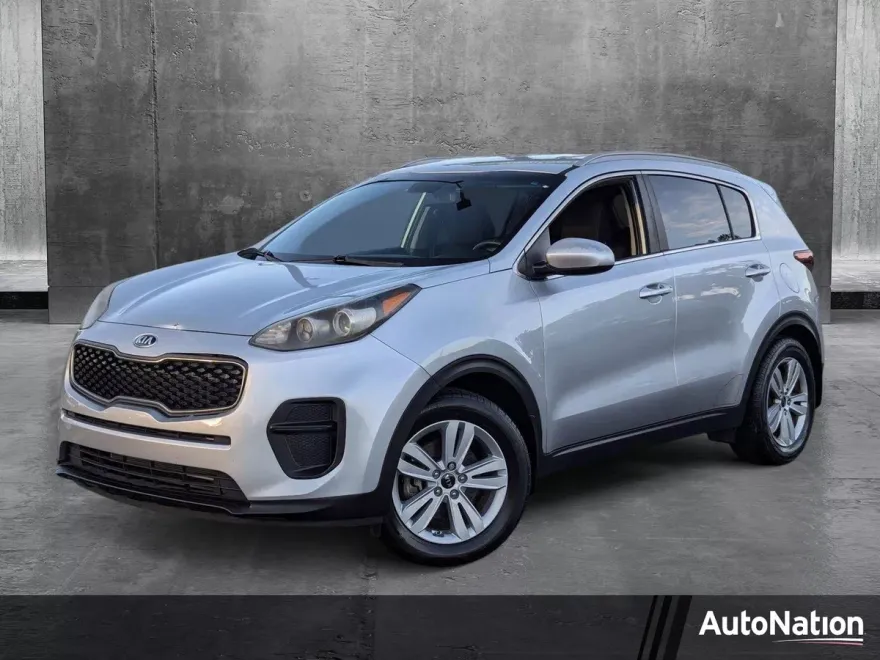 2017 Kia Sportage LX photo 1