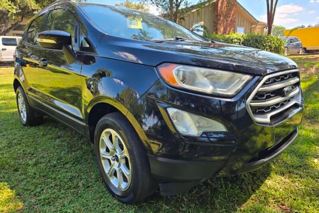 2020 Ford EcoSport S photo 1