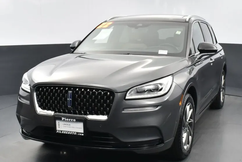 2022 Lincoln Corsair Grand Touring photo 1