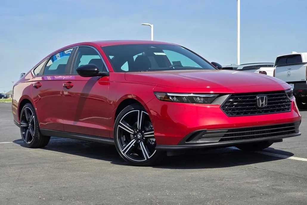 2025 Honda Accord Hybrid Sport photo 1