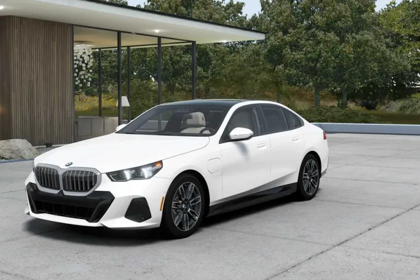 2026 Bmw 550e xDrive photo 1