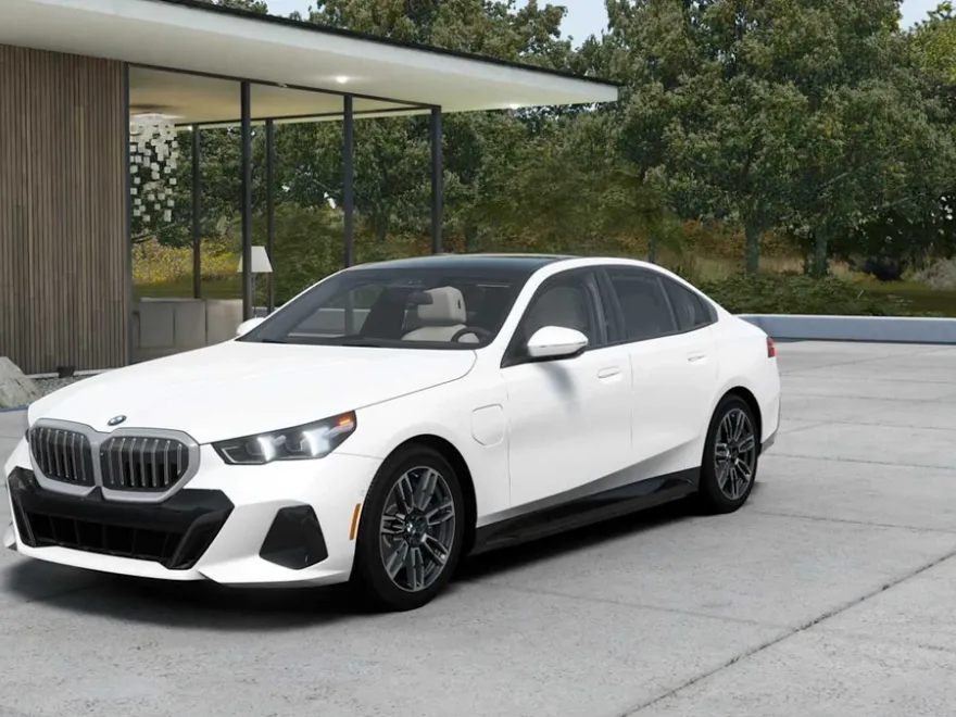 2026 Bmw 550e xDrive photo 1