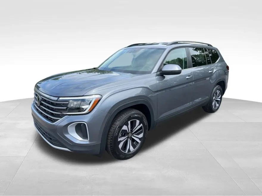 2025 Volkswagen Atlas SE photo 1