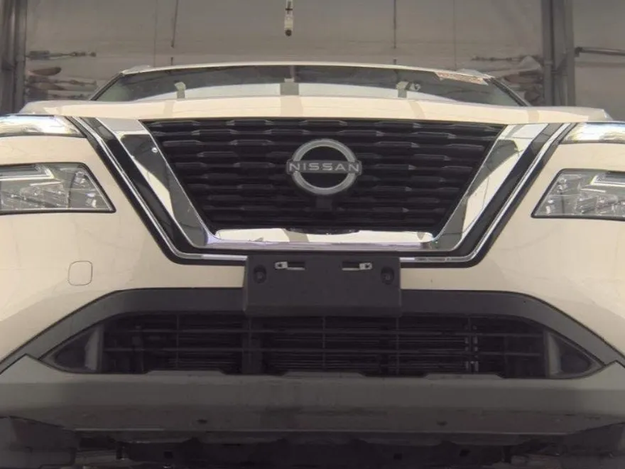 2023 Nissan Rogue SV photo 1