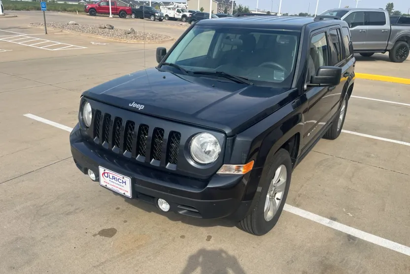 2014 Jeep Patriot Sport photo 1