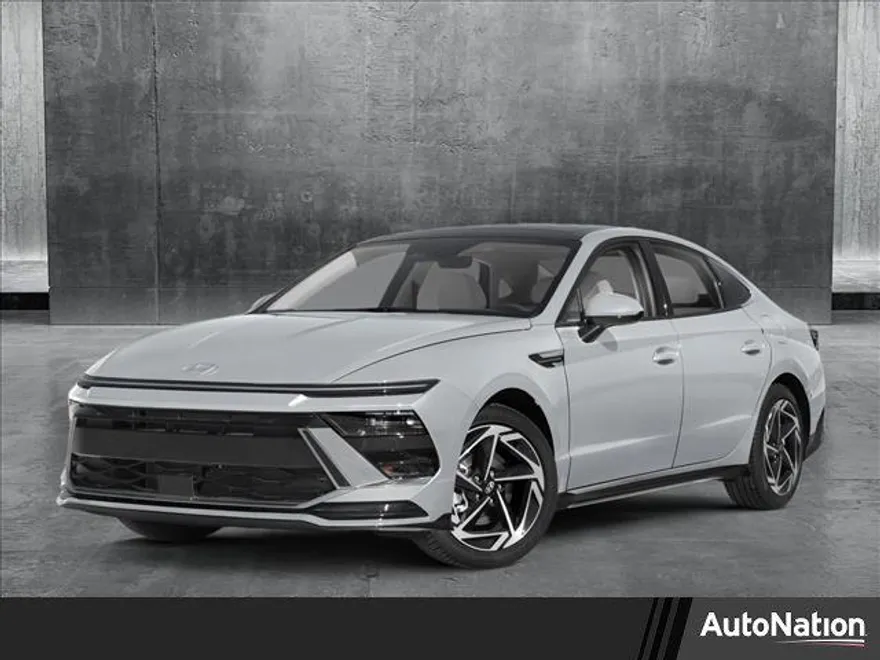 2025 Hyundai Sonata SEL photo 1