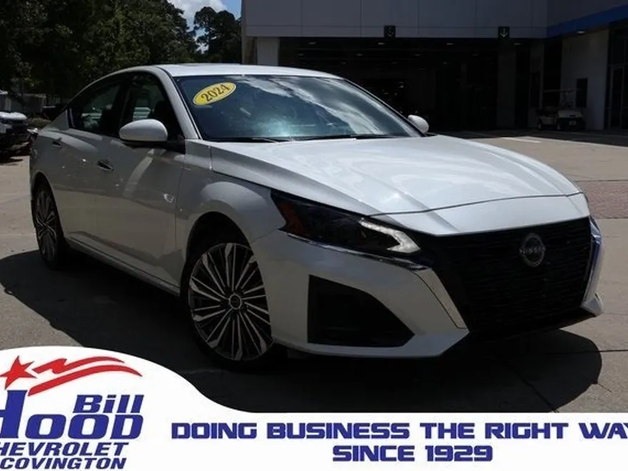 2024 Nissan Altima 2.5 SL photo 1
