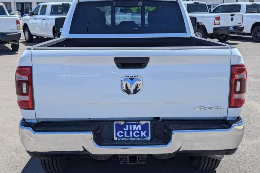2024 Ram 2500 Tradesman photo 1