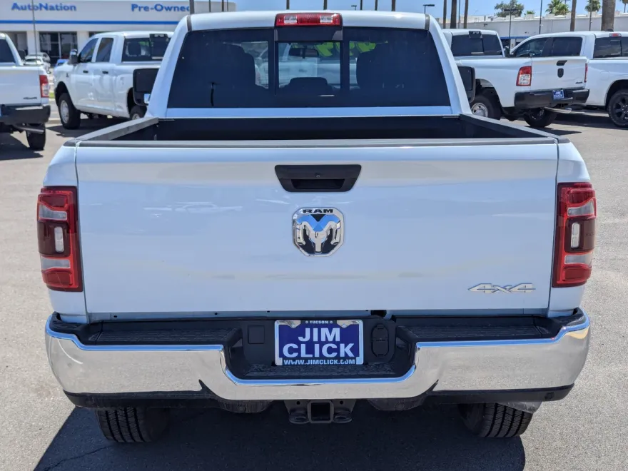 2024 Ram 2500 Tradesman photo 1