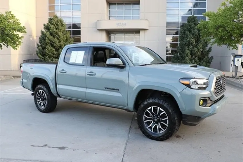 2022 Toyota Tacoma TRD Sport V6 photo 1