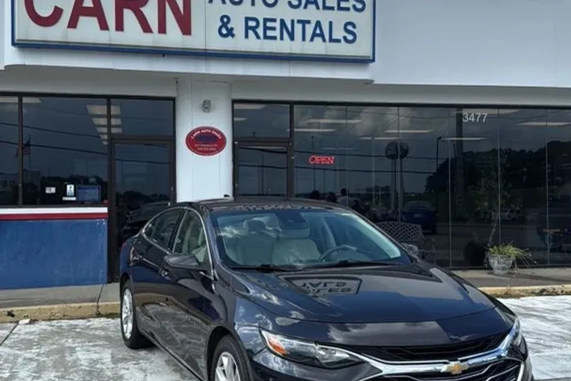 2022 Chevrolet Malibu 1LT photo 1