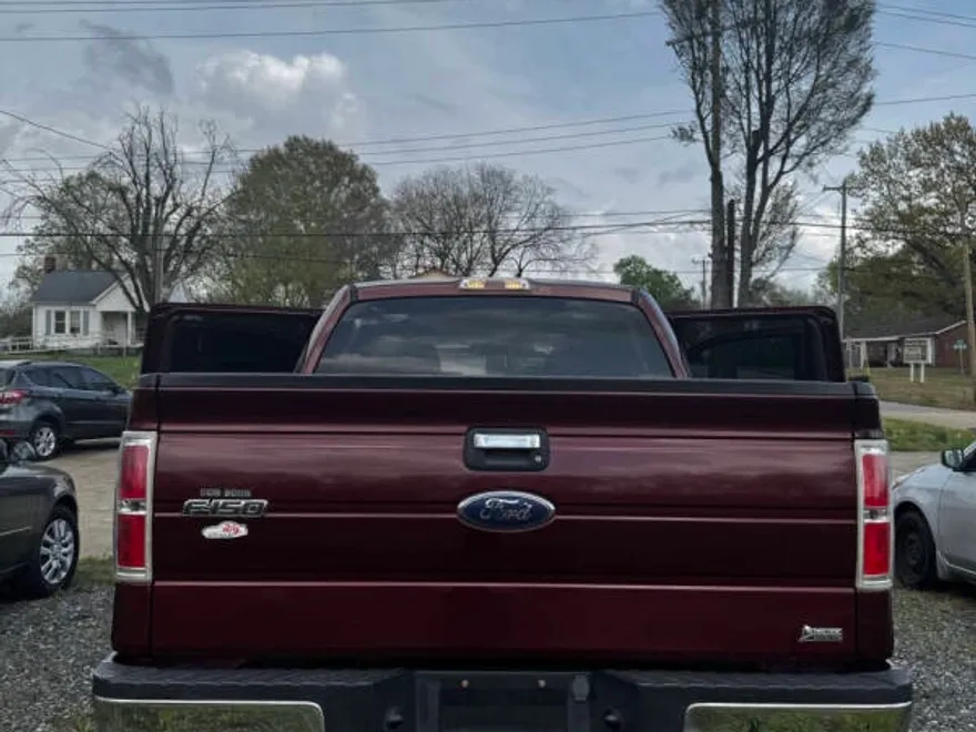 2010 Ford F-150 XL photo 1